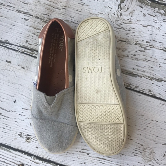 Girl’s Polka Dot Toms Size 3Y - Picture 4 of 5